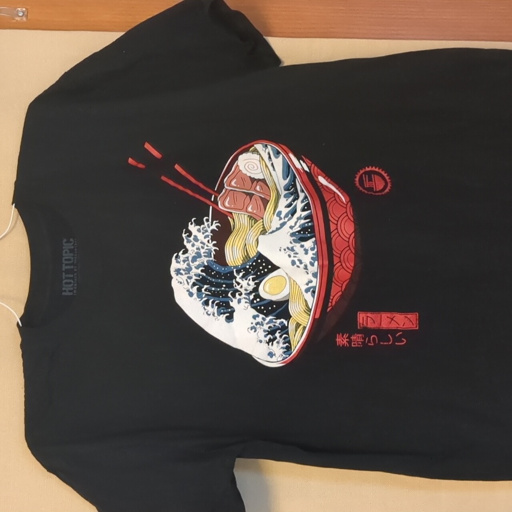 Hot Topic Tidal Wave Of Ramon Japanese Lettering Black T-Shirt Size XL
